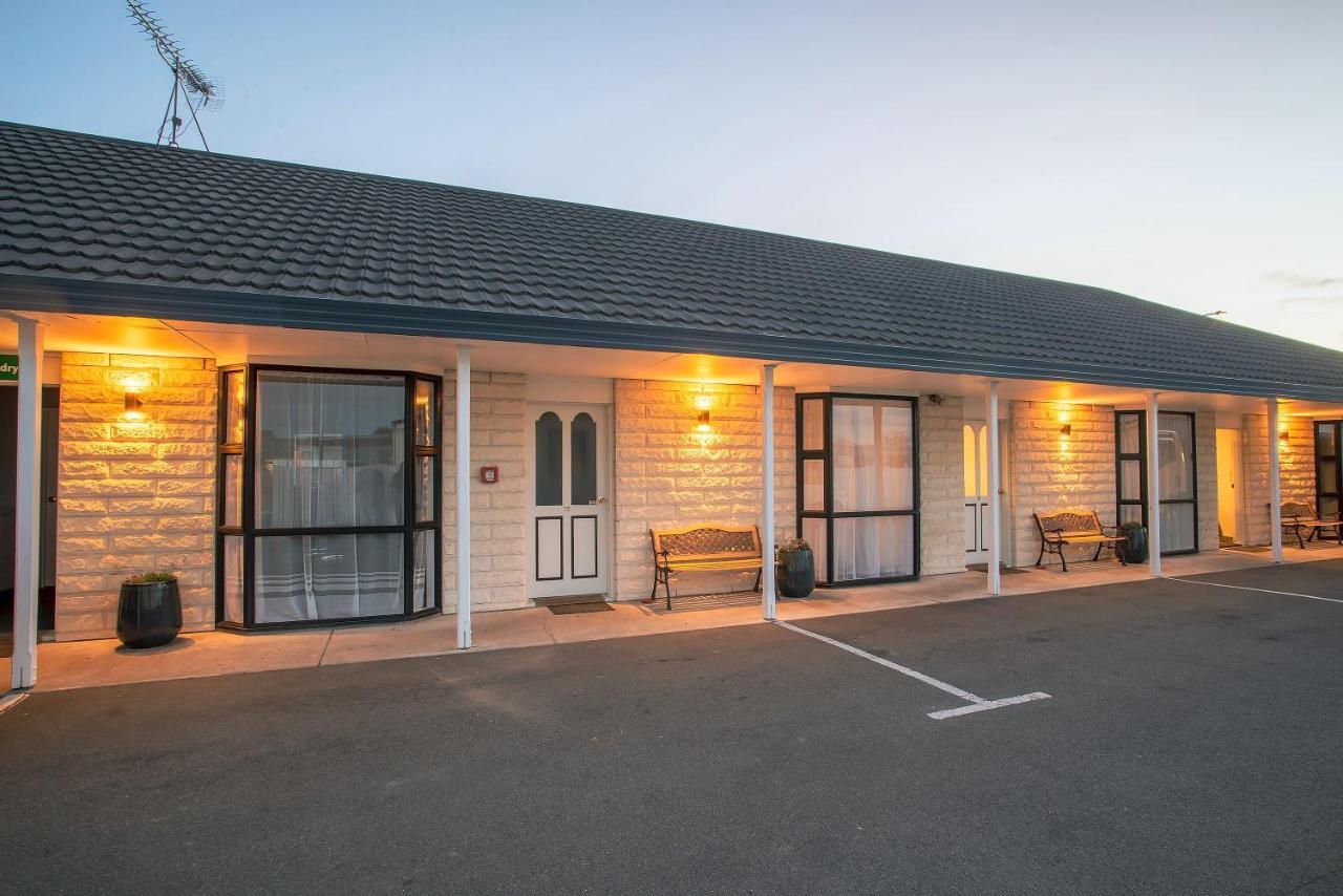 Coronation Park Holiday Park Ashburton Esterno foto