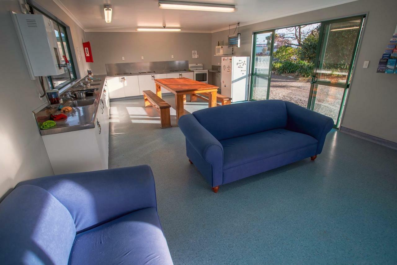 Coronation Park Holiday Park Ashburton Esterno foto