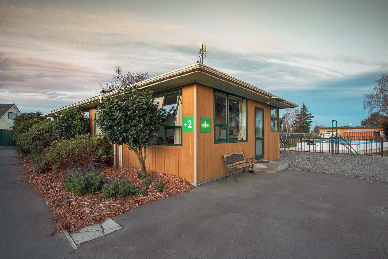 Coronation Park Holiday Park Ashburton Esterno foto