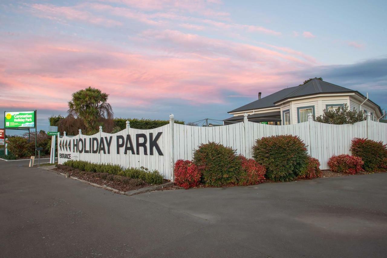 Coronation Park Holiday Park Ashburton Esterno foto