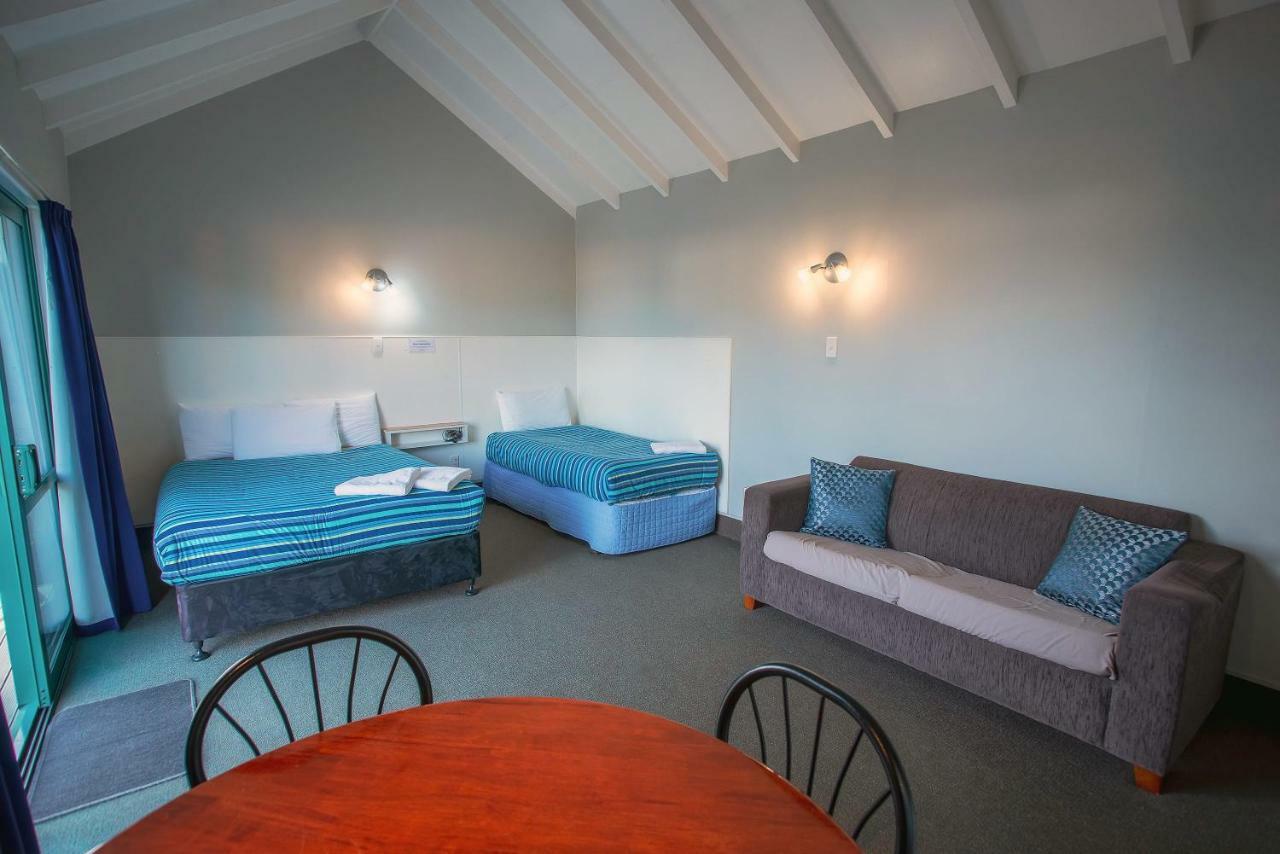 Coronation Park Holiday Park Ashburton Esterno foto