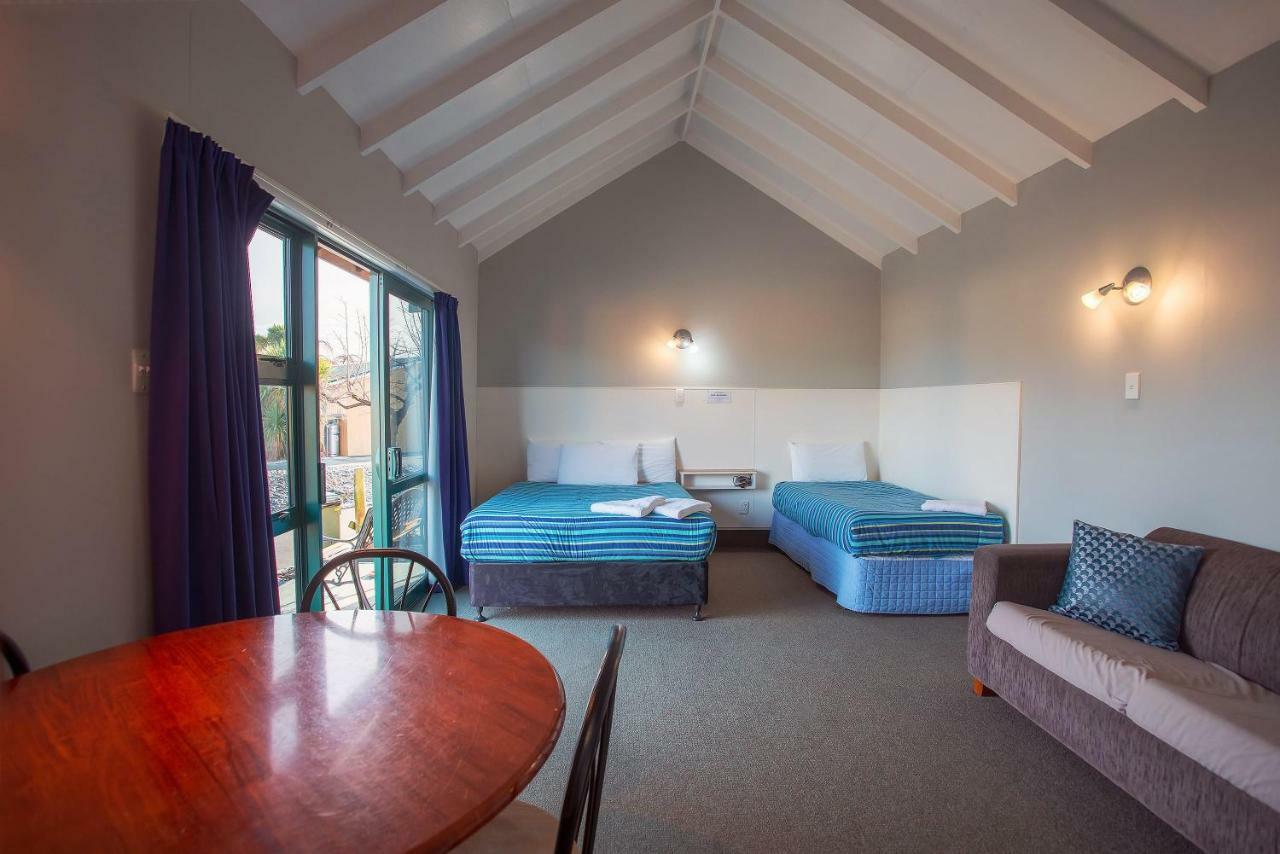 Coronation Park Holiday Park Ashburton Esterno foto
