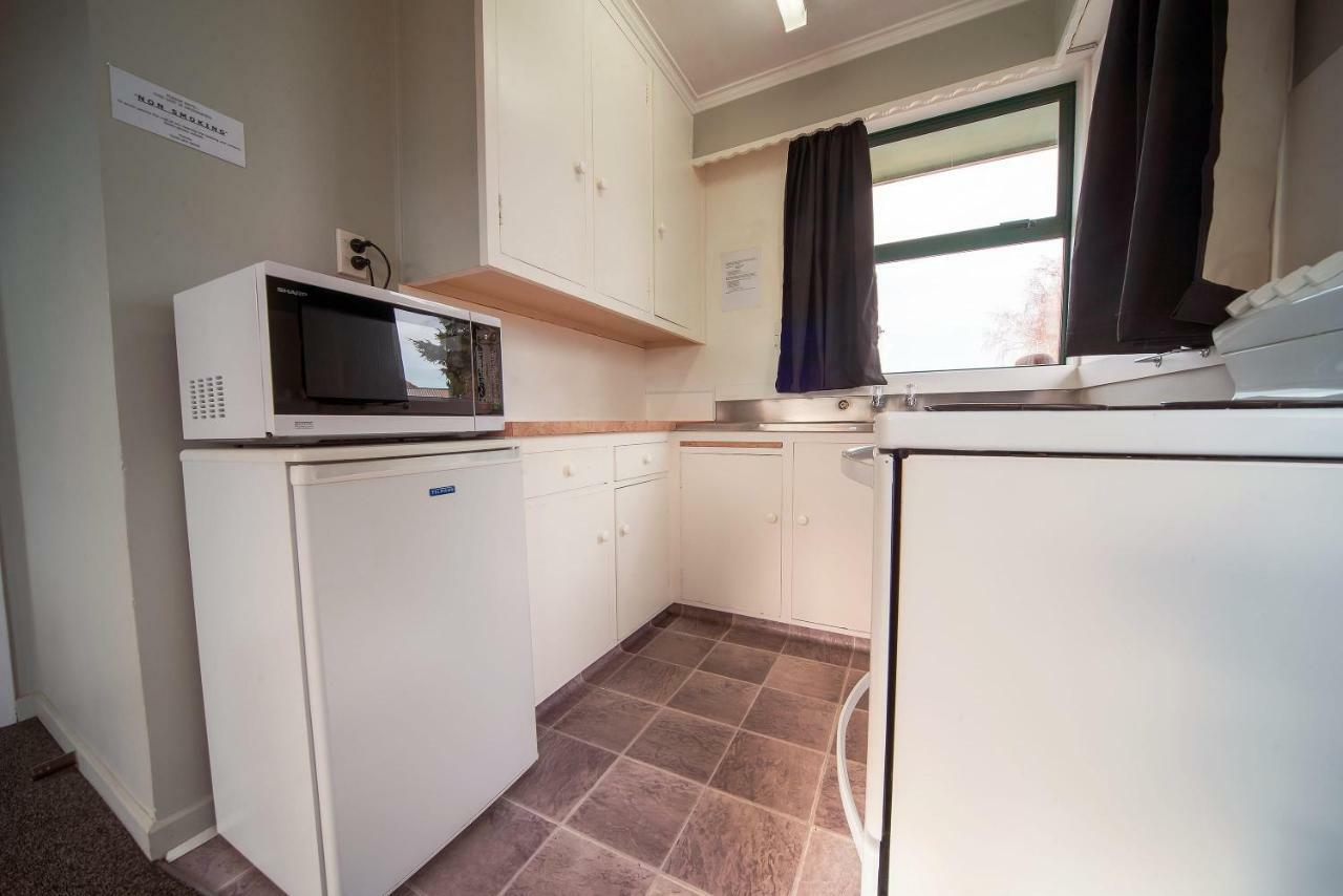 Coronation Park Holiday Park Ashburton Esterno foto