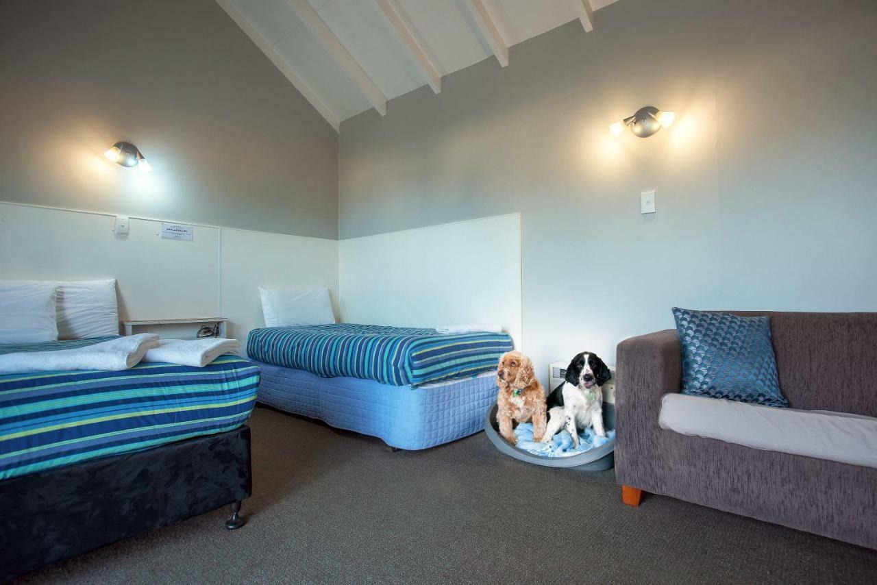 Coronation Park Holiday Park Ashburton Esterno foto