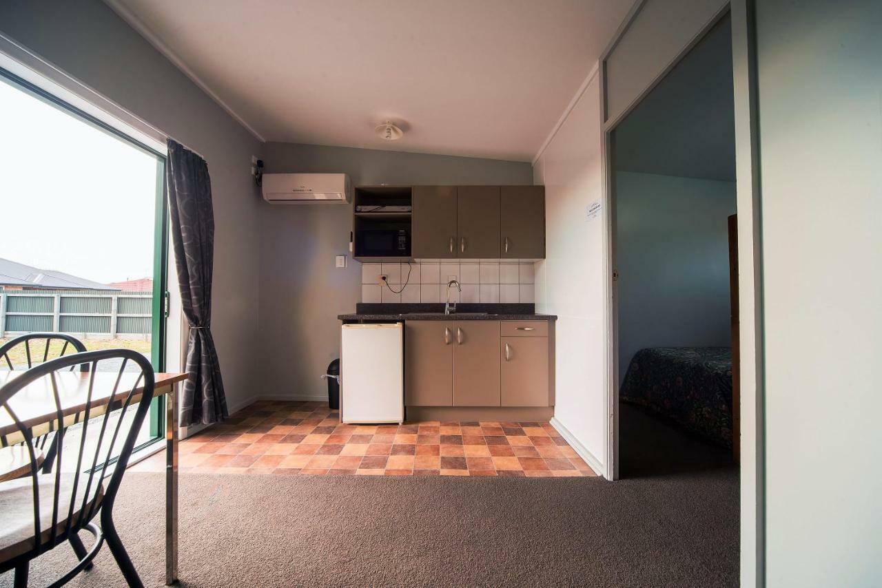 Coronation Park Holiday Park Ashburton Esterno foto